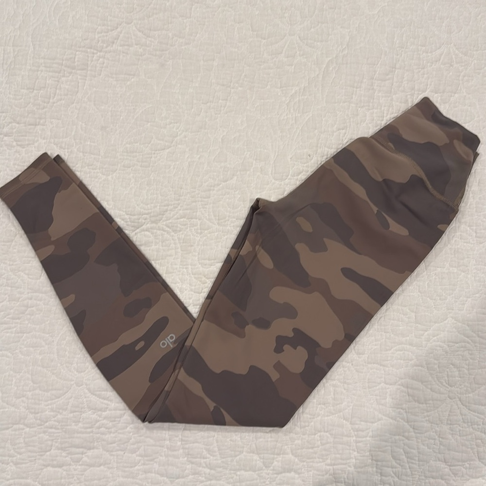 ALO - Camo leggings